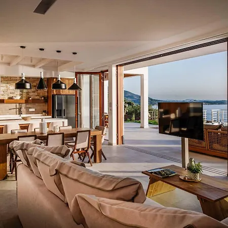 Alba Thesan Marathiás